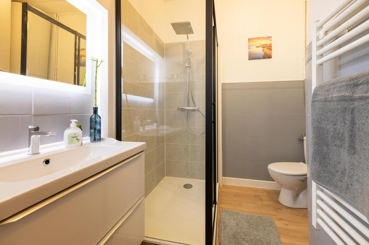 Air-Conditioned Flat With Terrace - Private & Independent - Лурд Экстерьер фото